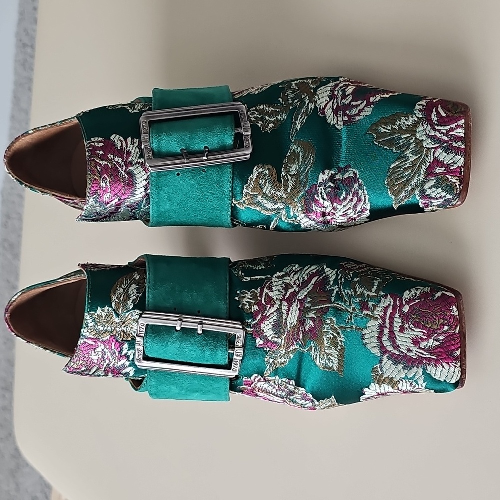 John Fluevog Green Bishop Heels - Picture 2 of 6